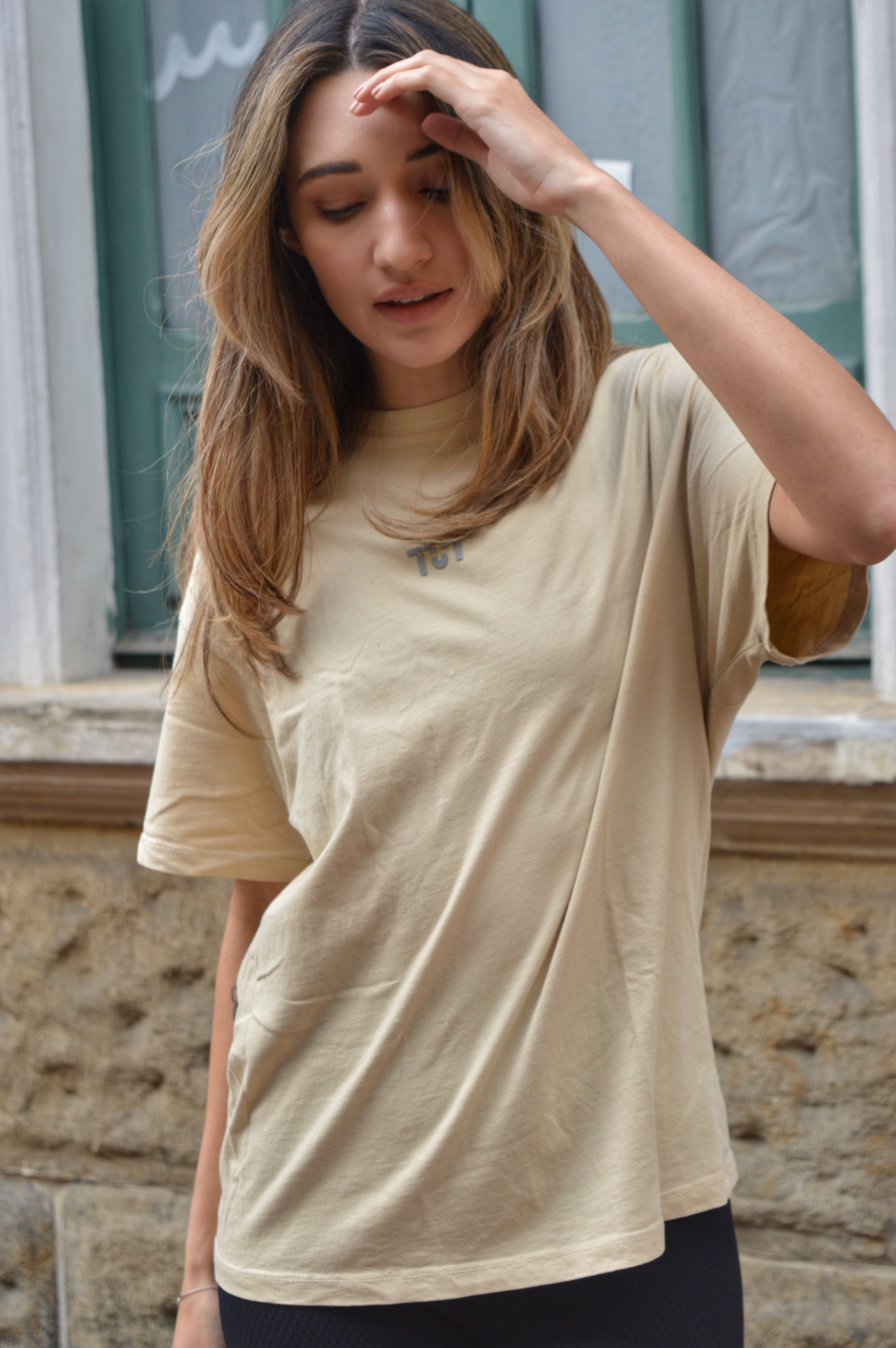 Oversized T-shirt Nude